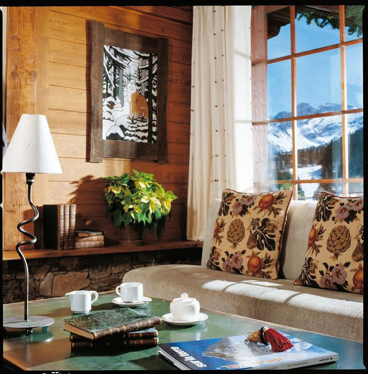 Grand Hotel Au Rond Point Des Pistes Courchevel Exterior foto